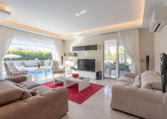 Villa Nirvana *