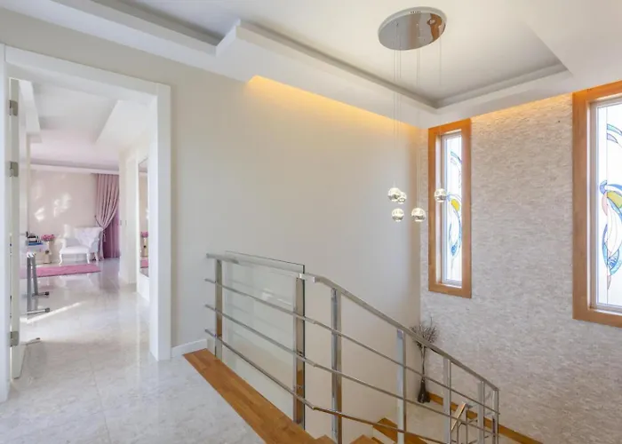 Villa Nirvana